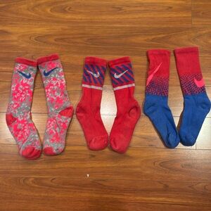 Nike kids medium socks